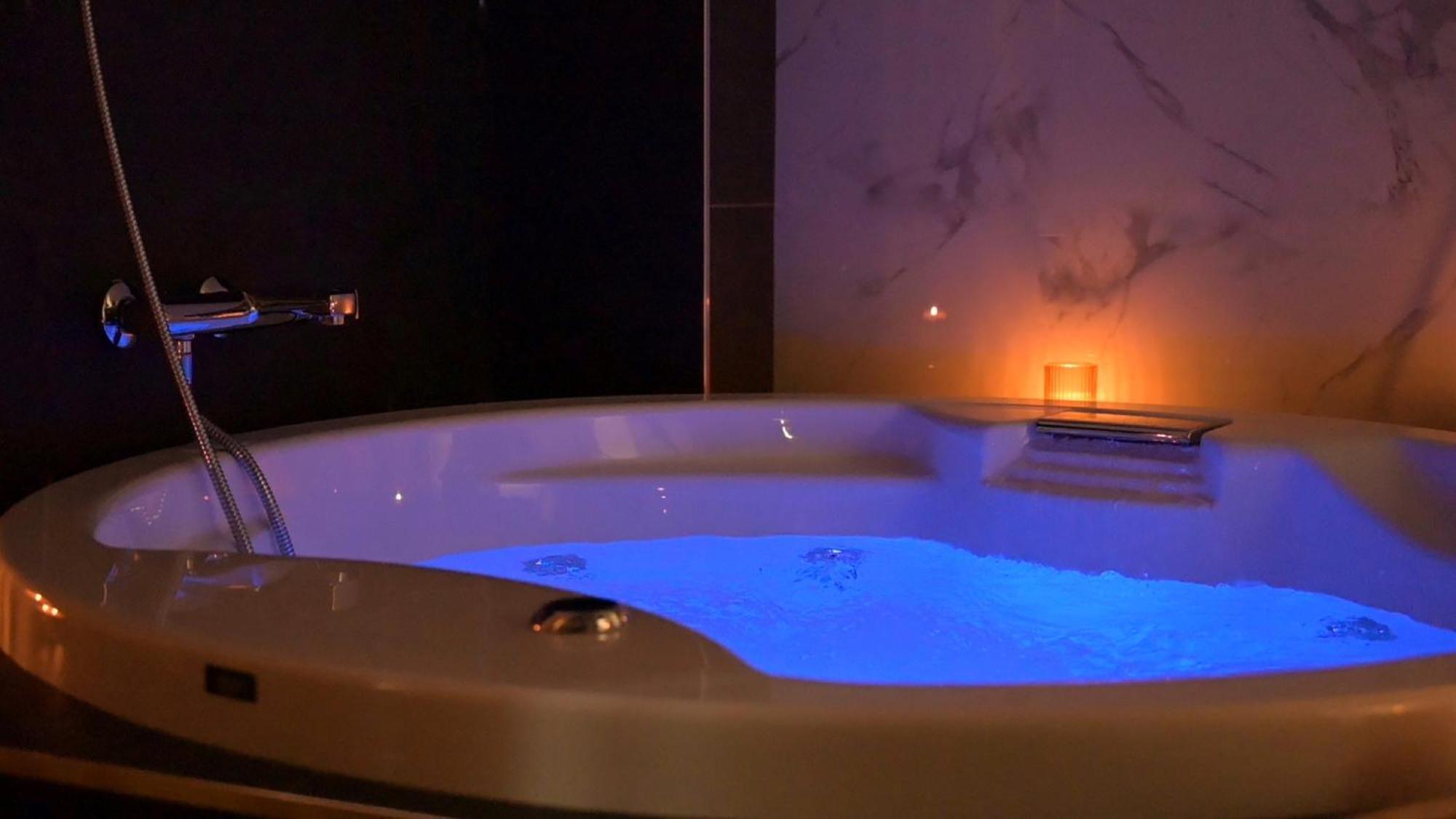 Palace Eight - Suites & Spa Cosenza Exterior foto
